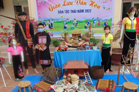 Điện Biên: Vun đắp văn hóa dân tộc trong trường học