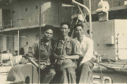 Đại tá, nhà thơ Anh Ngọc: Nhớ mãi Sài Gòn đêm giao hưởng