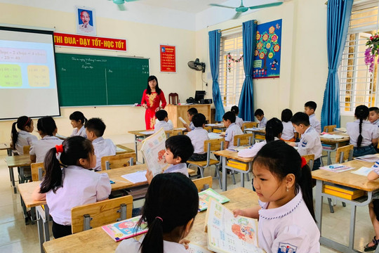 Ninh Bình: Bảo đảm 100% học sinh lớp 3 được học môn Tiếng Anh, Tin học
