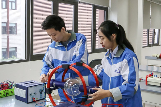 Học sinh Bắc Ninh tham dự Kỳ thi Olympic Vật lý Châu Á - Thái Bình Dương