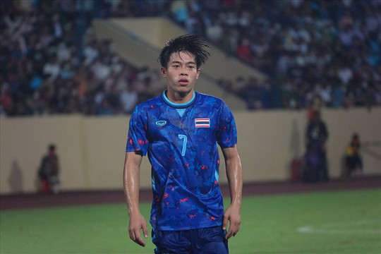 "Messi Thái mới" thăng hoa giúp U23 Thái Lan thắng đậm U23 Singapore
