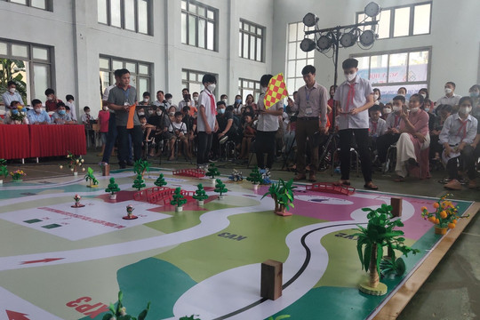 Lai Châu: Ngày hội STEM vùng cao và nông thôn thúc đẩy chuyển đổi số