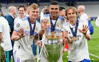 9 cầu thủ Real Madrid sánh ngang Ronaldo, đi vào lịch sử Champions League