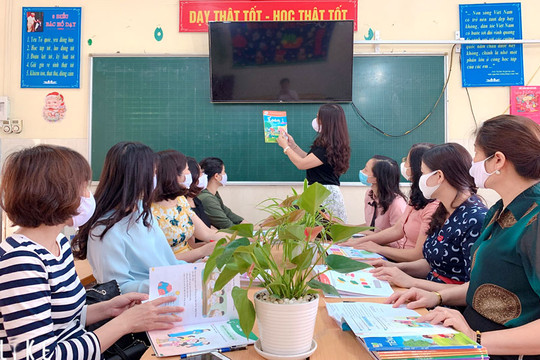Ninh Bình bồi dưỡng giáo viên sử dụng sách giáo khoa Tiếng Anh lớp 3, lớp 7, lớp 10