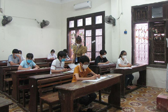 Phú Thọ: Gần 1.000 thí sinh hoàn thành bài thi vào THPT Chuyên Hùng Vương