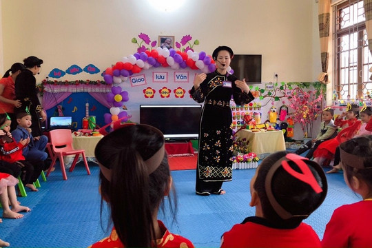 Trường vùng cao tăng cường dạy tiếng Việt cho học sinh trước khi vào lớp 1