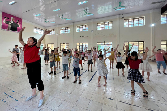 Trường Tiểu học Xuân Đỉnh tổ chức các CLB hè miễn phí cho học sinh