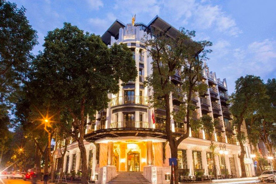 Khám phá độ “sang chảnh” của khách sạn Hà Nội lọt top 100 thế giới