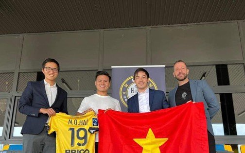 Chuyên gia Pau FC nghi ngờ "trình độ thực sự" của Quang Hải