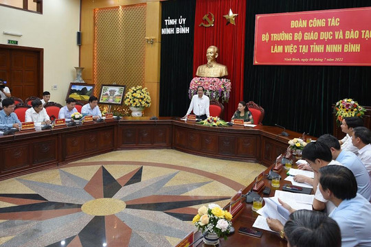 Bộ trưởng Nguyễn Kim Sơn làm việc với lãnh đạo tỉnh Ninh Bình