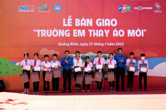 Quảng Bình: Nhiều trường học thay 'áo mới' trước ngày khai giảng