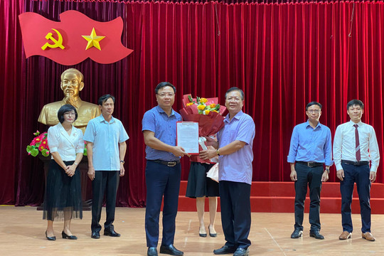 Nam Định bổ nhiệm Chánh Văn phòng Sở Giáo dục & Đào tạo