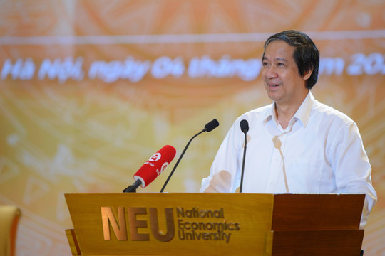Bộ trưởng Nguyễn Kim Sơn: Cần hiểu đúng bản chất của tự chủ đại học