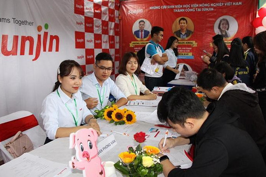 Học viện Nông nghiệp Việt Nam tổ chức ngày hội việc làm