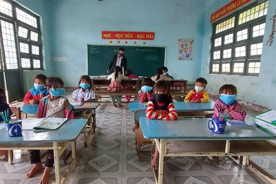 Học sinh lớp 1 tại Kon Tum tựu trường từ 22/8 để tăng cường tiếng Việt