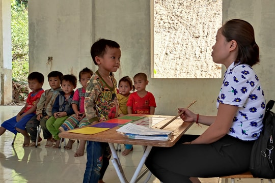 Đóng góp đầu năm học: Đến hẹn lại… lo!