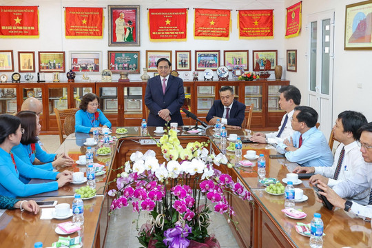 Thủ tướng Phạm Minh Chính: Giáo dục dân tộc phải kết hợp hài hòa, hiệu quả với giáo dục hiện đại