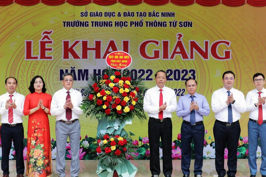 Lãnh đạo tỉnh Bắc Ninh dự Lễ khai giảng năm học mới