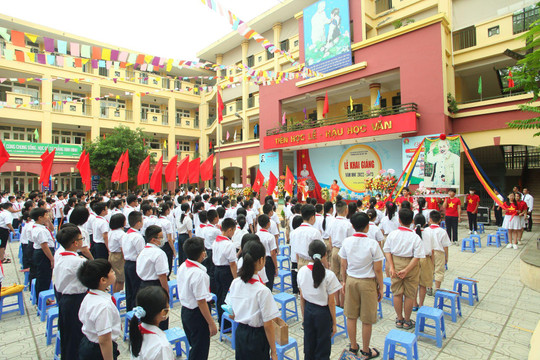 Trường THCS Hà Huy Tập (Hà Nội) đặt quyết tâm cao cho năm học mới