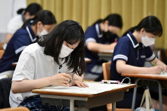 Tỷ lệ sinh giảm, trường học Hàn Quốc phải đóng cửa