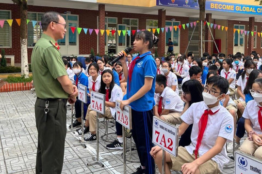 Hà Nội triển khai hưởng ứng ngày Pháp luật Việt Nam tại các trường