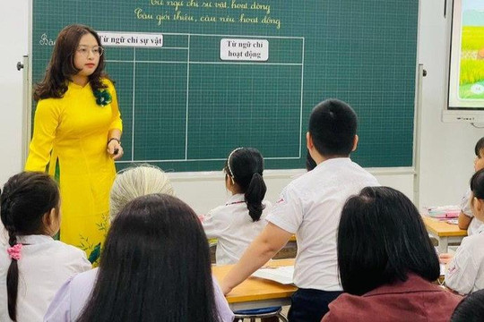 Hà Nội bổ sung 2.361 biên chế giáo viên trong năm học 2022-2023