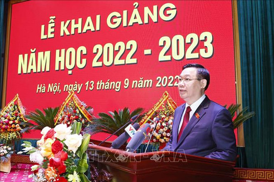 Chủ tịch Quốc hội dự Lễ khai giảng năm học 2022 - 2023 tại Học viện Quốc phòng