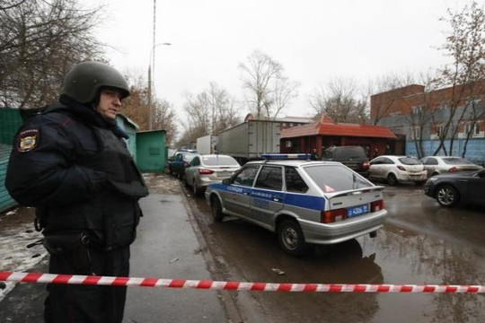 Xả súng trong trường học khiến 9 người chết ở Nga