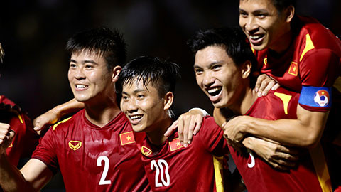 5 dấu ấn của tuyển Việt Nam khi vô địch giải giao hữu Tam hùng