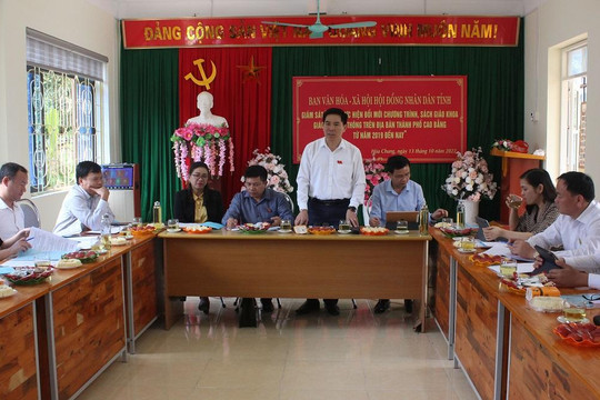 Giám sát việc thực hiện đổi mới Chương trình sách giáo khoa tại Cao Bằng