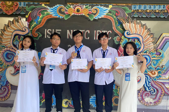 Học sinh Việt Nam giành huy chương Vàng Kỳ thi Khoa học và sáng chế quốc tế