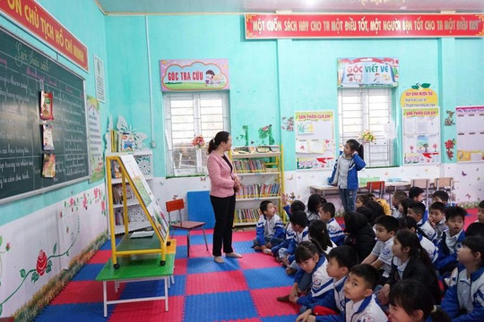 Ninh Bình công nhận 24 nhân viên thư viện giỏi cấp tiểu học