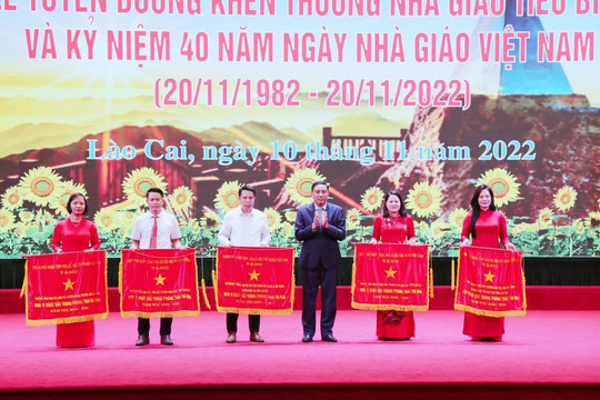 Lào Cai tuyên dương 550 nhà giáo tiêu biểu