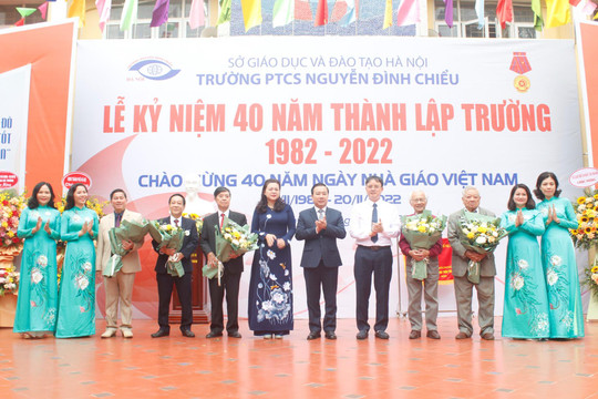 Trường PTCS Nguyễn Đình Chiểu kỷ niệm 40 năm ngày thành lập 