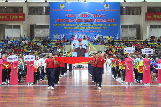 Hà Nội tổ chức giải thể thao ngành giáo dục mừng Ngày Nhà giáo Việt Nam