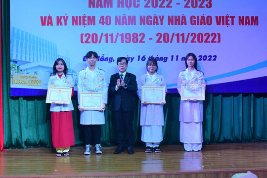 Khoa Y Dược ĐH Đà Nẵng khai giảng năm học 2022 - 2023