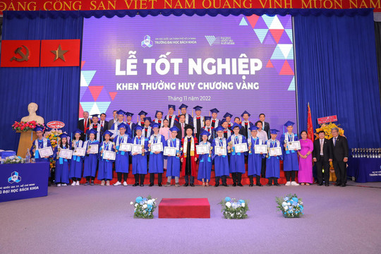Hơn 2.800 học viên, sinh viên Trường ĐH Bách khoa TPHCM nhận bằng tốt nghiệp