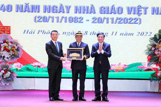 Trường Đại học Hàng hải Việt Nam long trọng kỉ niệm Ngày nhà giáo