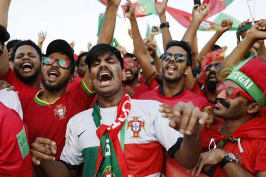 Qatar chi tiền thuê CĐV giả tại World Cup 2022?