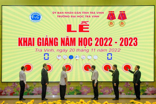 Trường ĐH Trà Vinh khai giảng năm học 2022 - 2023