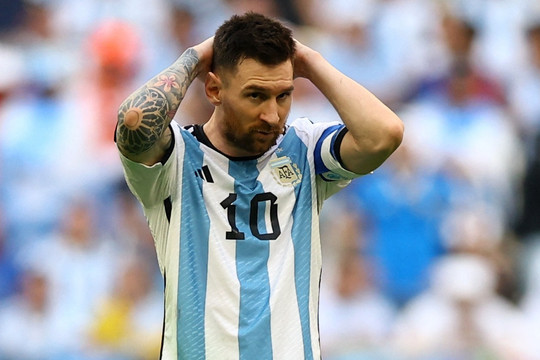 Argentina thua ngược Saudi Arabia