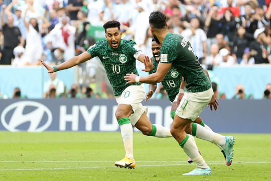 Saudi Arabia chặn đứng chuỗi 36 trận bất bại của Argentina