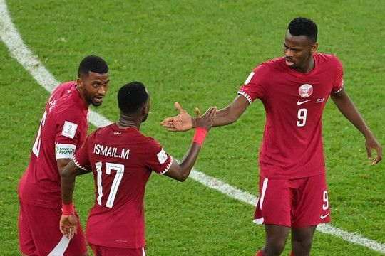 Qatar thua liên tiếp tại World Cup 2022