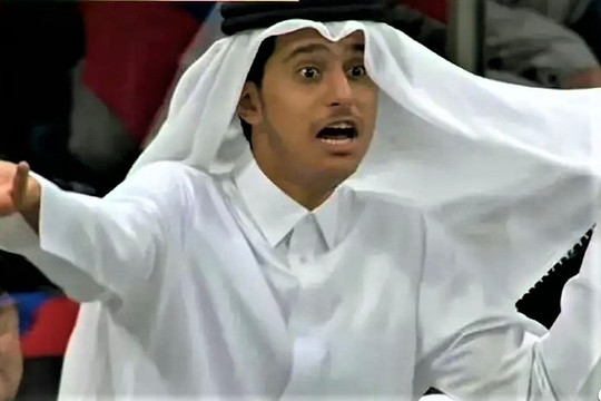 Hoàng tử Qatar nói gì khi được chú ý ở World Cup