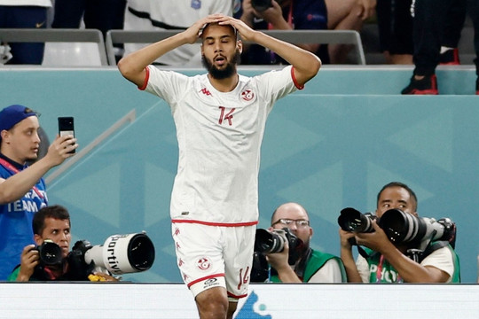 Tunisia 0-0 Pháp: Bàn thắng không được công nhận
