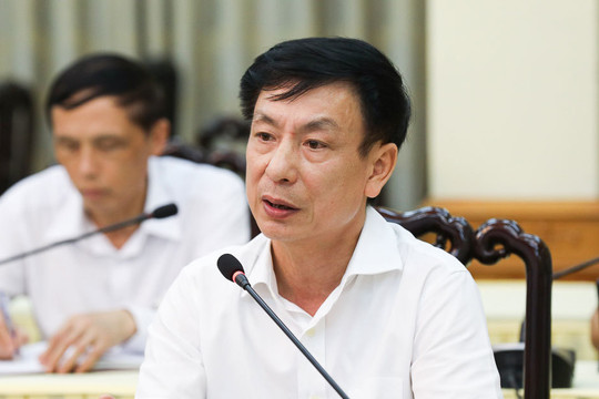 Chủ tịch tỉnh Nam Định bị khiển trách