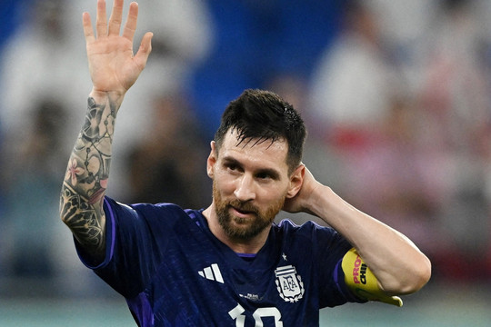 Thủ môn Ba Lan có thể bị cấm thi đấu vì cá cược với Messi
