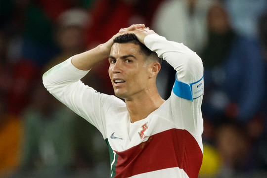 Ronaldo bị chấm thấp điểm nhất trận cuối vòng bảng