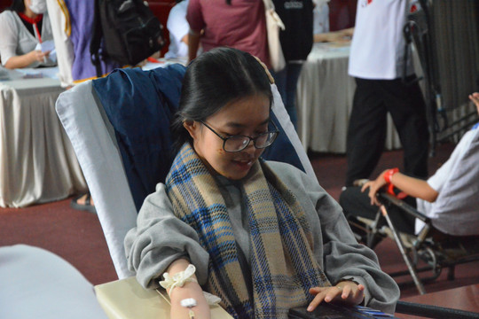 Đông đảo sinh viên Đà Nẵng tham gia Ngày hội hiến máu