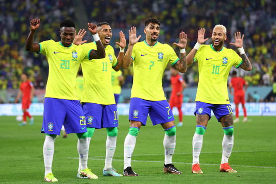 Brazil tái lập thành tích sau 68 năm tại World Cup